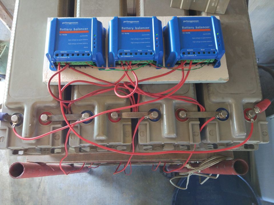 Lithium Battery 12V 24V 48V Solar Battery Cells Balancer