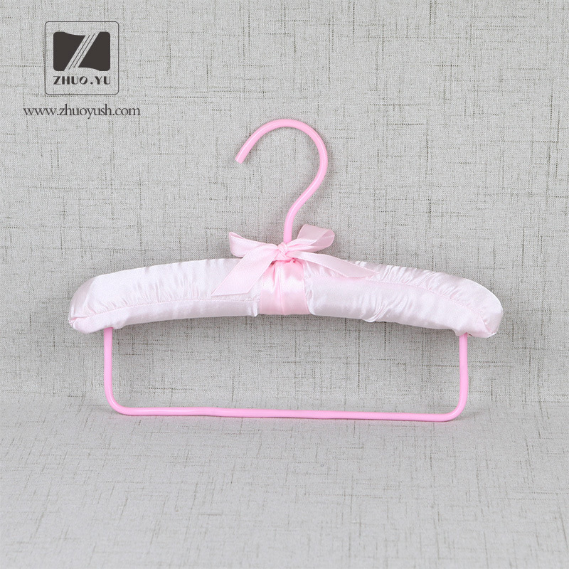 Beautiful and Concise Satin Padded Clothing Hangers with Plastic Tube