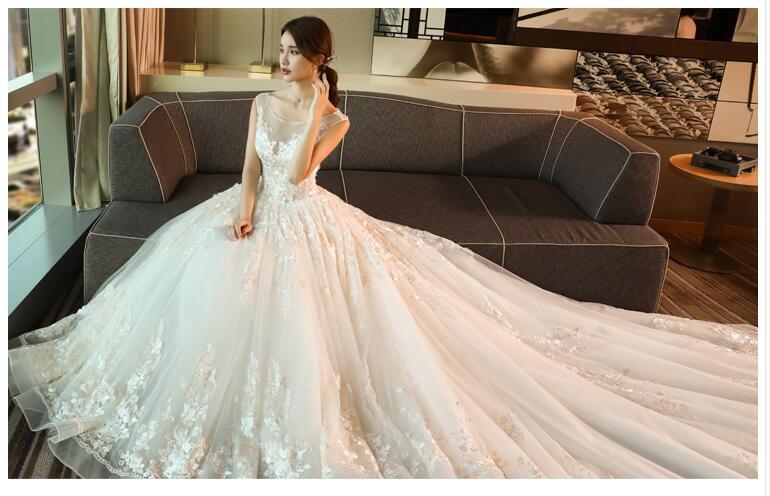 2017 Embroidered Lace Bridal Wedding Dresses PLD3207