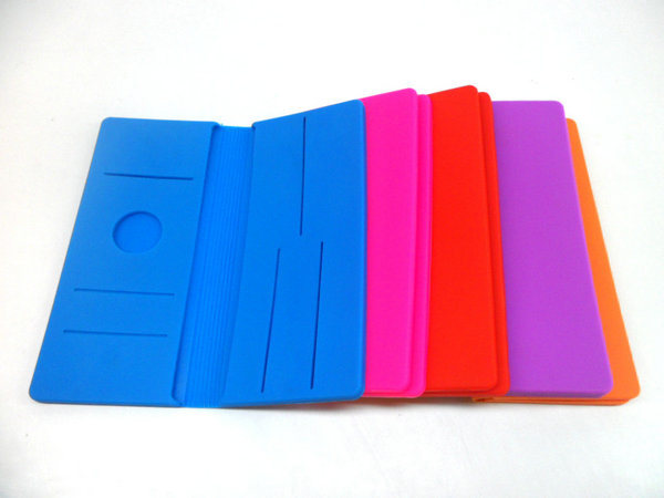 Fashionable Folded Silicone Wallet / Silicone Purse