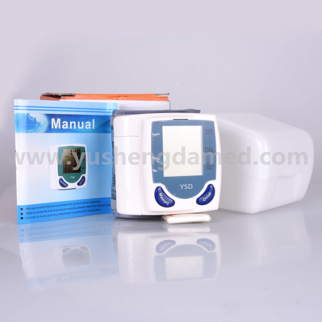 Ce Certificated Healthcare Medical Equipment Wrist Meter Blood Pressure Monitor