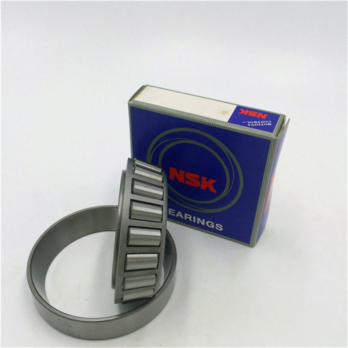 Original NSK Japan Brand Tapered Roller Bearing 33118 Taper Bearing