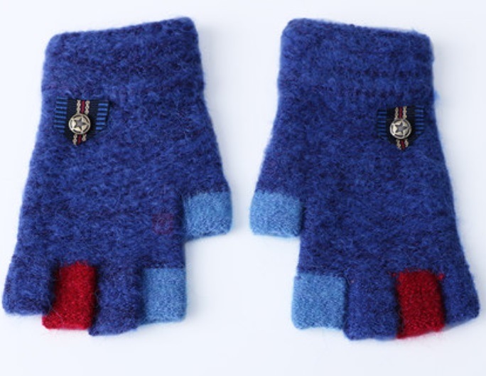 Knitted Gloves and Mittens