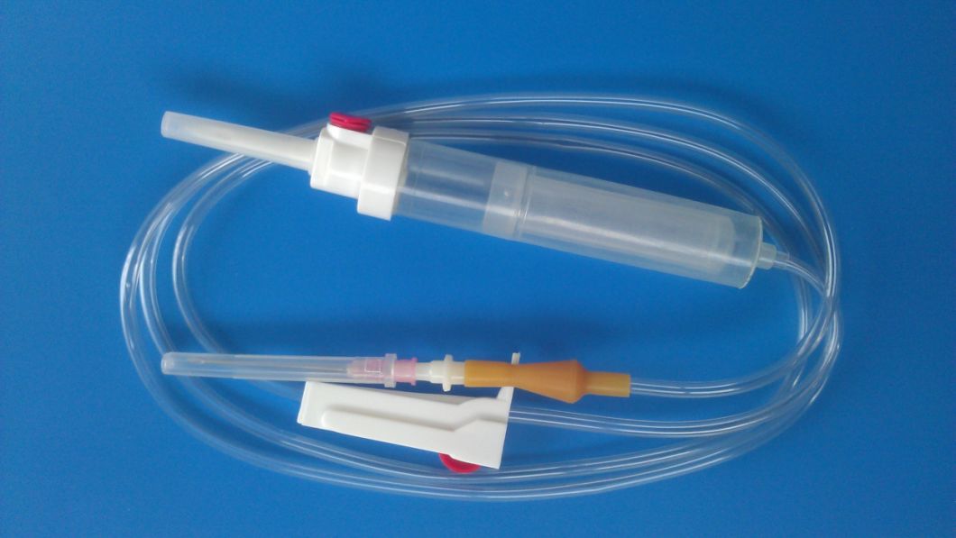 Disposable Blood Transfusion Set with Needles