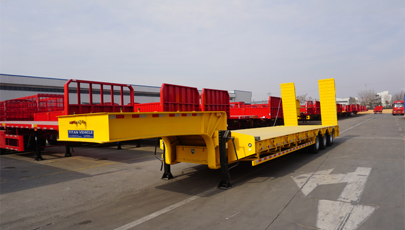 Titan 80 Tons Lowbed Trailer to Carry Construction Equipment