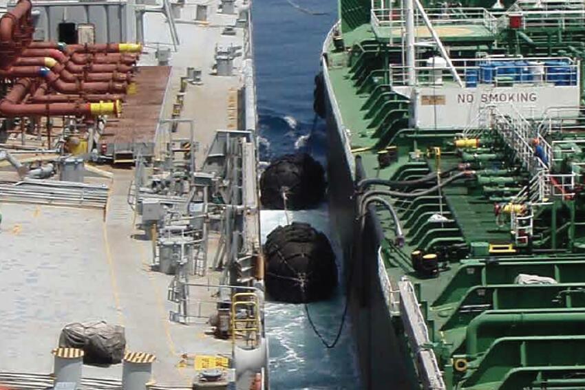 Yokohama Pneumatic Fender Floating Fender for Ship-to-Ship (STS) Transfer Pneumatic Fender for Sale