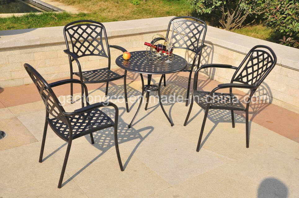 Quality Leisure Cast Aluminum Outdoor Furniture Round Table Dining Set in Black