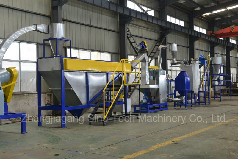 New-Tech Plastic Recycling Machine for Pet Bottle Crushing Washing Drying to Flakes