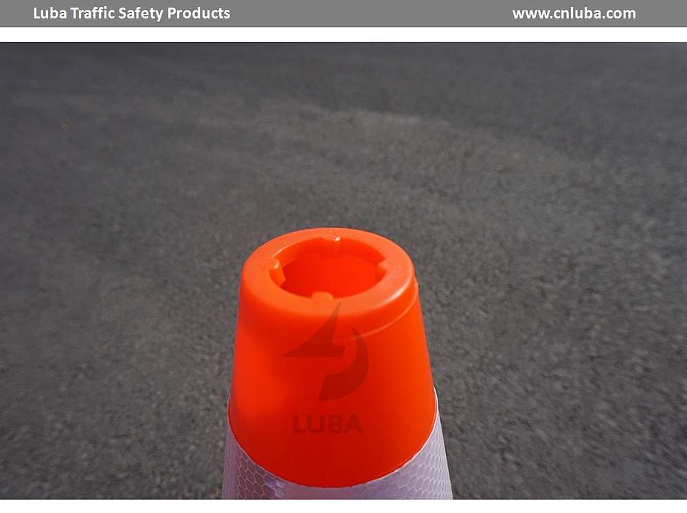 China Manufacturers PVC Traffic Road Safety Warning Cone