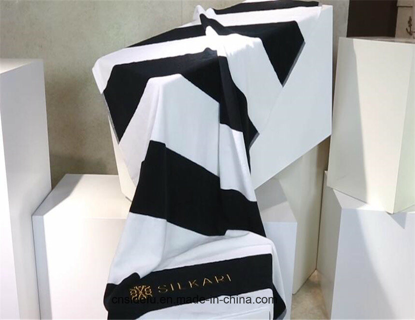 Luxurious Black and White Embroidery Logo 20cm Stripe Custom Beach Towel