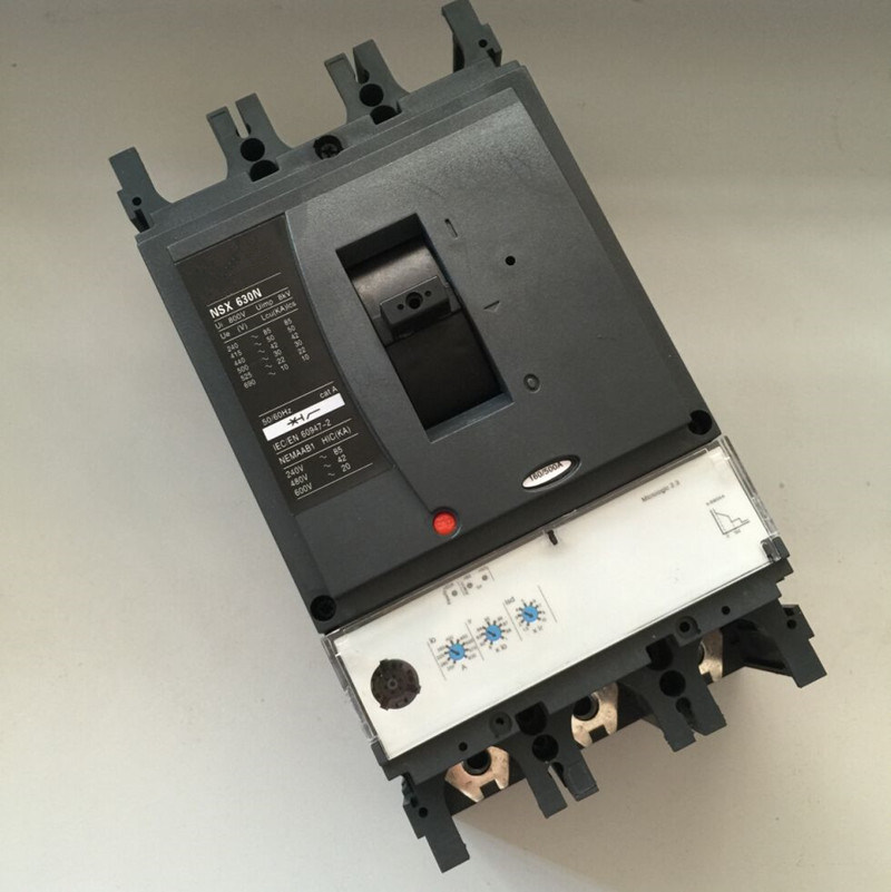 Moulded Case Circuit Breaker MCCB Silver and Copper Coil