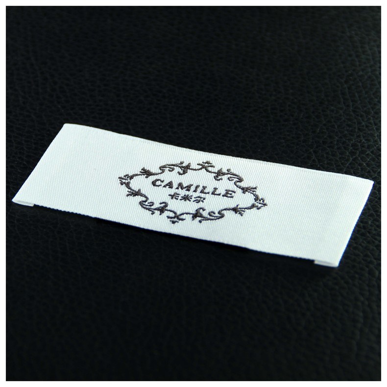 White Color End Folded Woven Embroidery Patch for Apparel