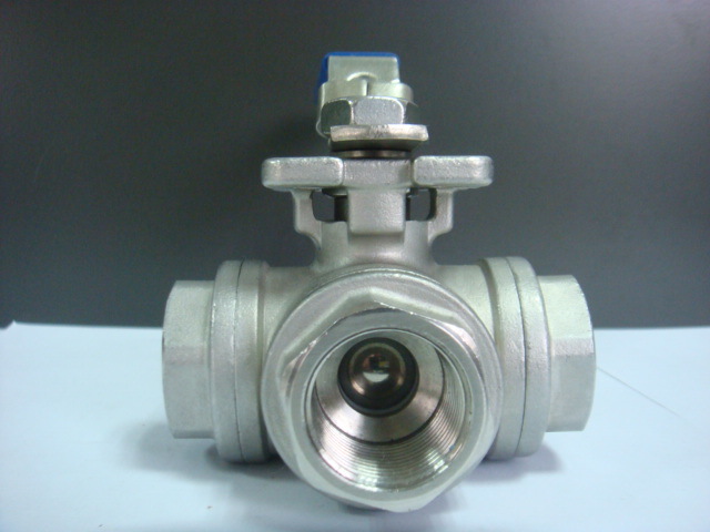 3 Way Ball Valve with ISO5211 Pad of Lockable Handle