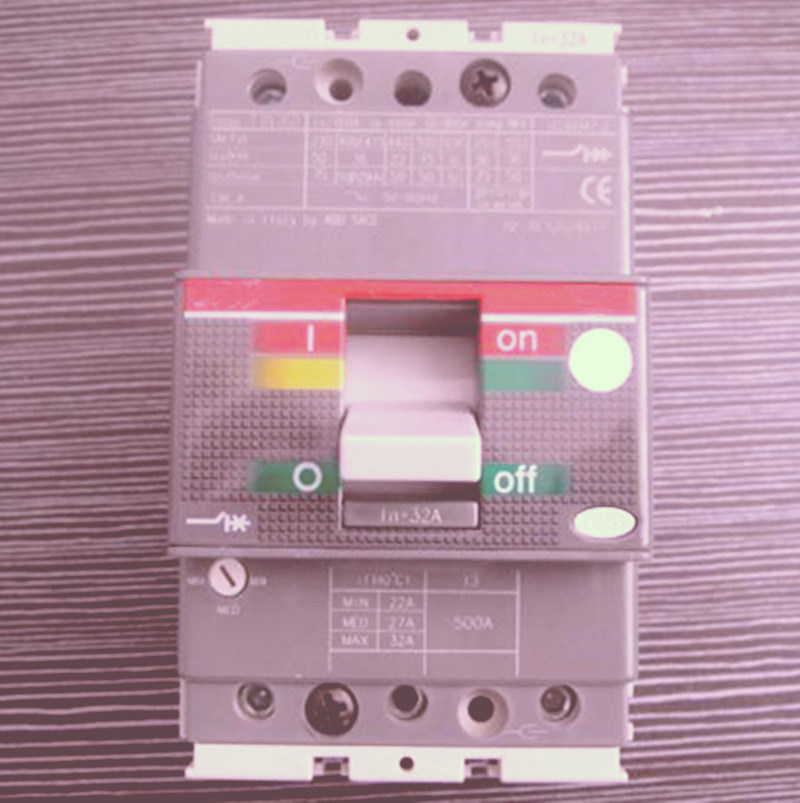 High Quality MCCB ABB Similar Type Moulded Case Circuit Breakers 3p 160A, ISO14000, ODM OEM