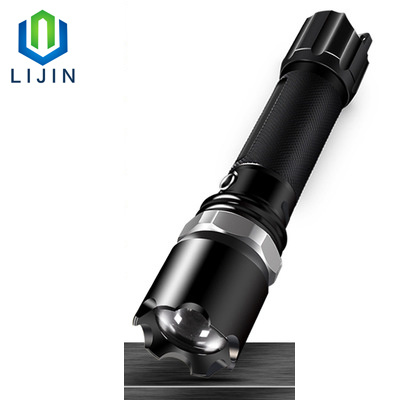 Super Bright Mechanical Zoom LED Flashlight