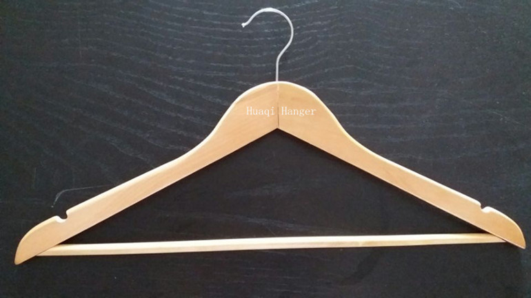 Hot Sale Natural Wooden Clothes Hanger with Bar