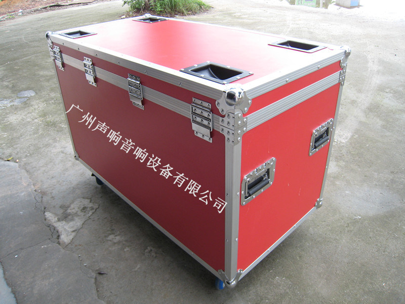 Waterproof Aluminum Road Case with Heavy Duty Wheels