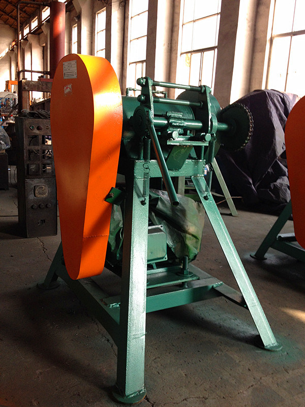 Rubber Tile Making Machine/ Waste Tire Block Cutter