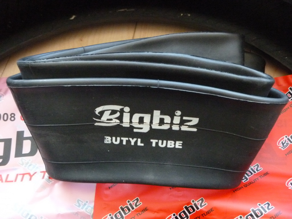 Butyl 90/90-18 Motorcycle Tube for Three Wheel Motorcycle