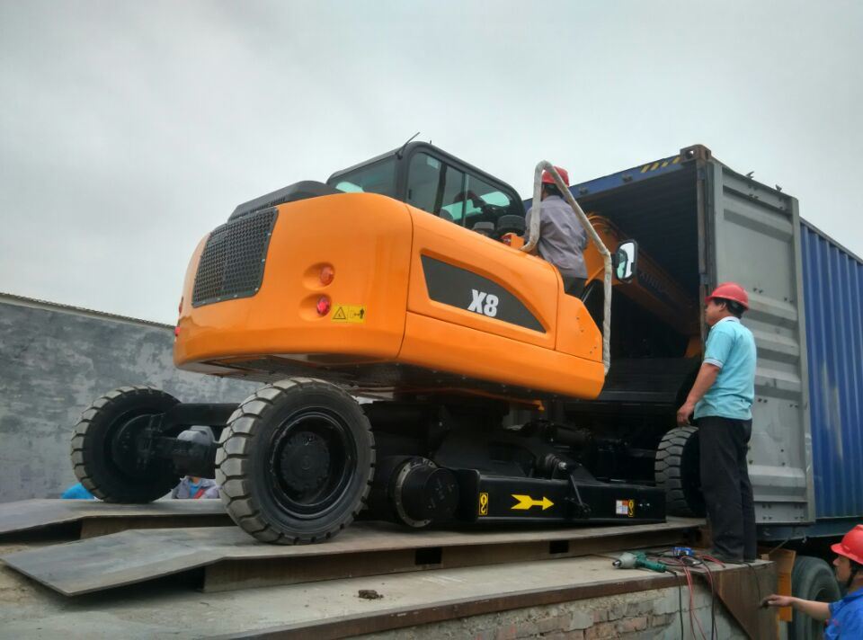 Wheel and Crawler Excavator with Hammer, Auger, Grabber, Quick Hitch, Tilt Bucket