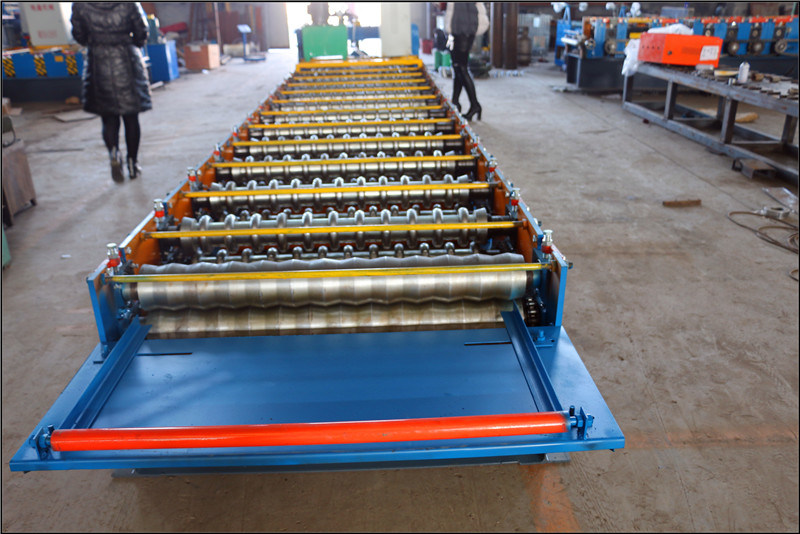 850 Corrugation Roll Forming Machine with Ce