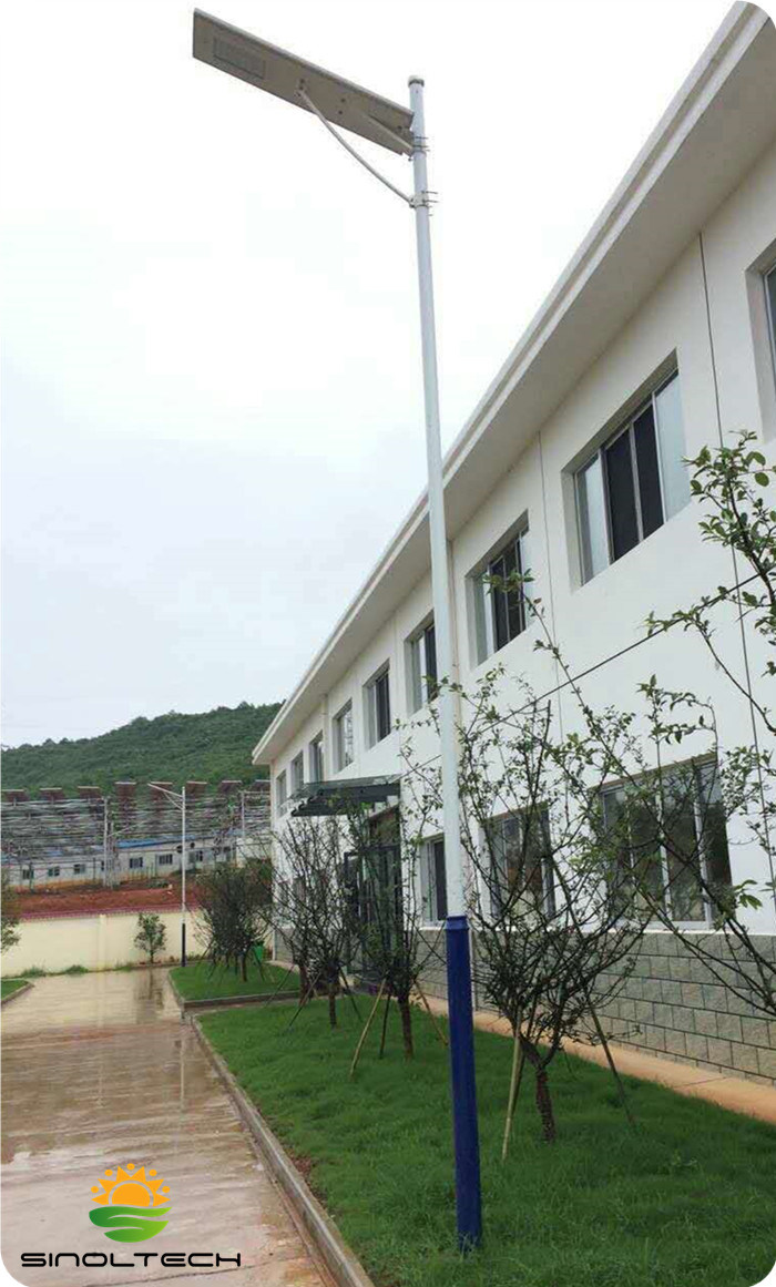 40W LED Integrated Solar Powered Streetlight System (SNSTY-240)