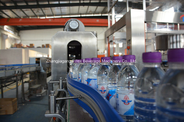 Pet Bottle Beverage Drinks Water Filling Machine Line