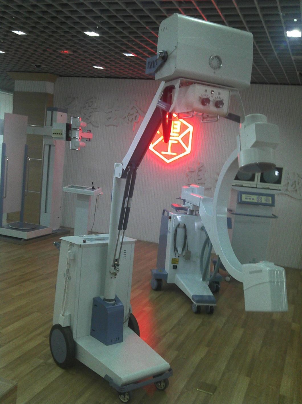 High Frequency Radiography System Mobile X-ray Machine, 70mA 3.5kw X-ray Machine (MSLPX11)