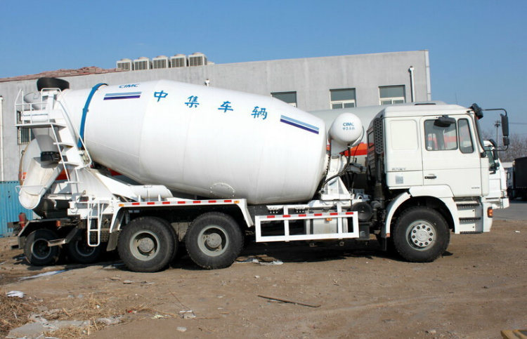 2018 China New Shacman 6X4 8m3 Concrete Mixer Truck