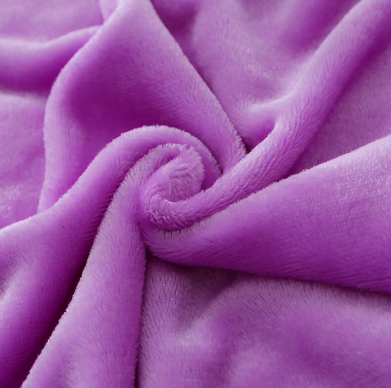 Hot Selling High Quality Super Soft 100% Polyester Plain Color Flannel Blanket