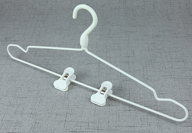 High Quality Metal Clothes Hanger with Non-Slip Shoulders and Clips