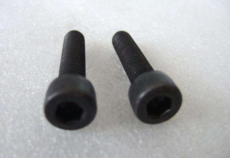 DIN7984 Hexagon Socket Head Cap Screws with Reduced Head