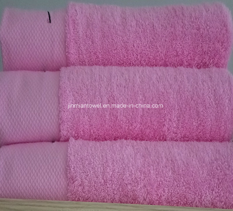 Wholesale Plain Design Bath Hotel Towel with Factory Price