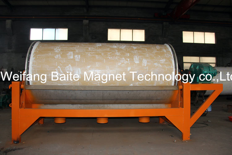 Ce/ISO Approved Permanent Wet Magnetic Roller Separator for Gold/Strong Magnetic Ore/Iron Ore/Mining