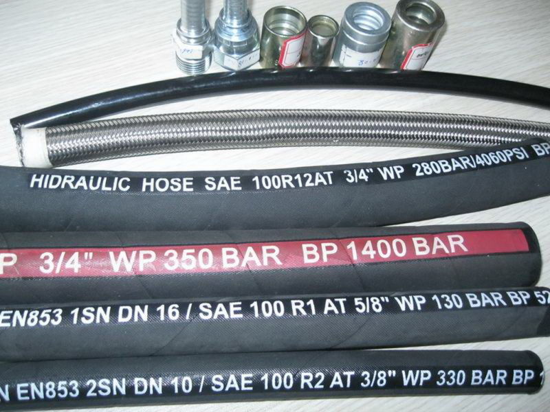 SAE 100 R2AT High Pressure Rubber Hydraulic Hose