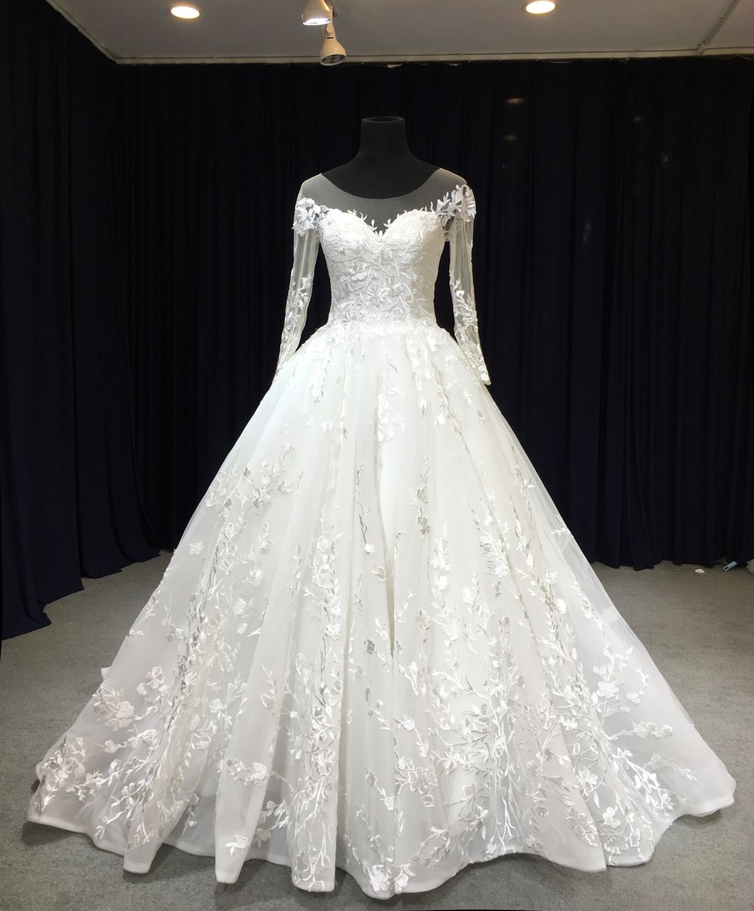 Aoliweiya New Arrival Illusion Wedding Dress
