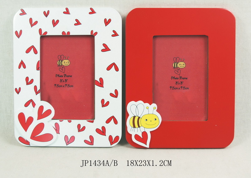 High Quality Wooden Valentine Photo Frame in MDF with Screenprinting