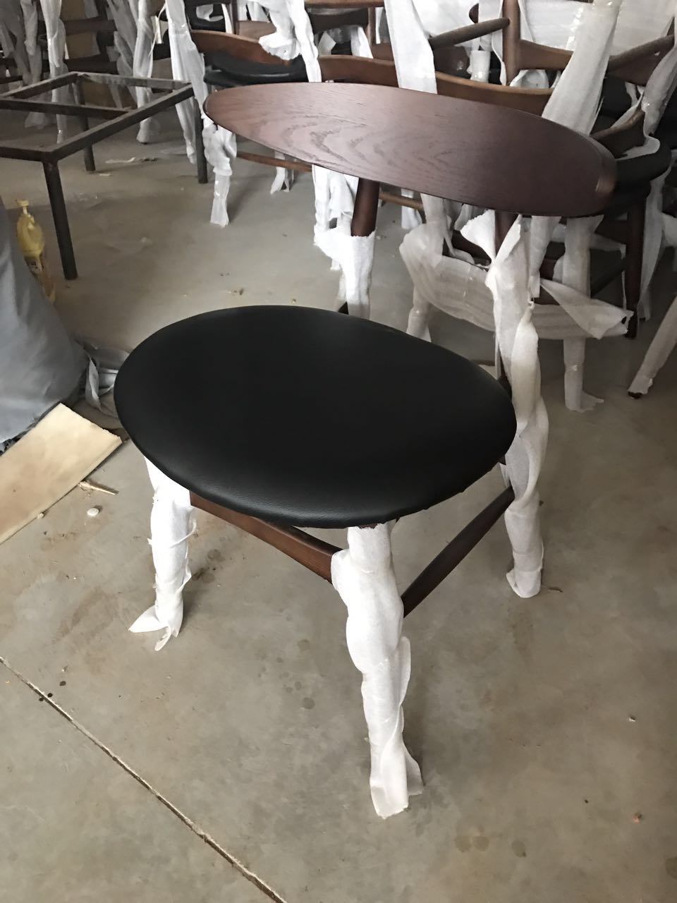 Antique Hotel Solid Wood Chair