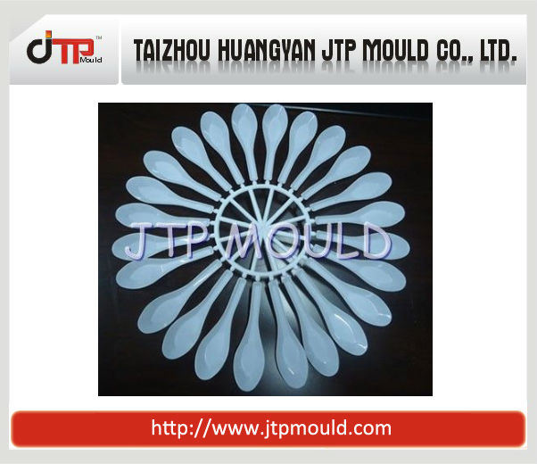 Good Core Mould of 16 Cavities Plastic Injection Spoon Mould