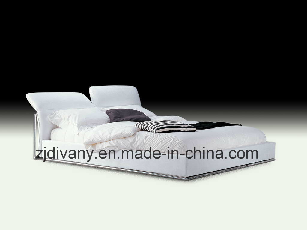 European Style Leather Fabric Wood Queen Bed (A-B27)