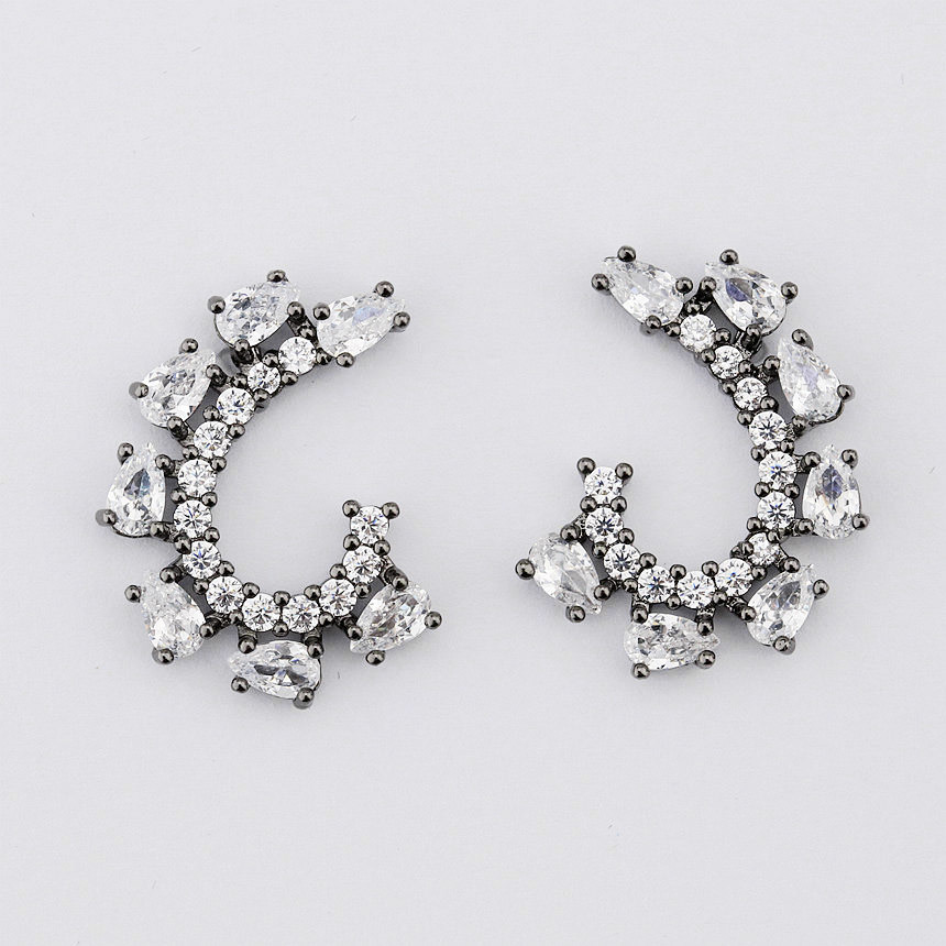 Fashion CZ Gold Plated Stud Earring for Girls Daily Wear