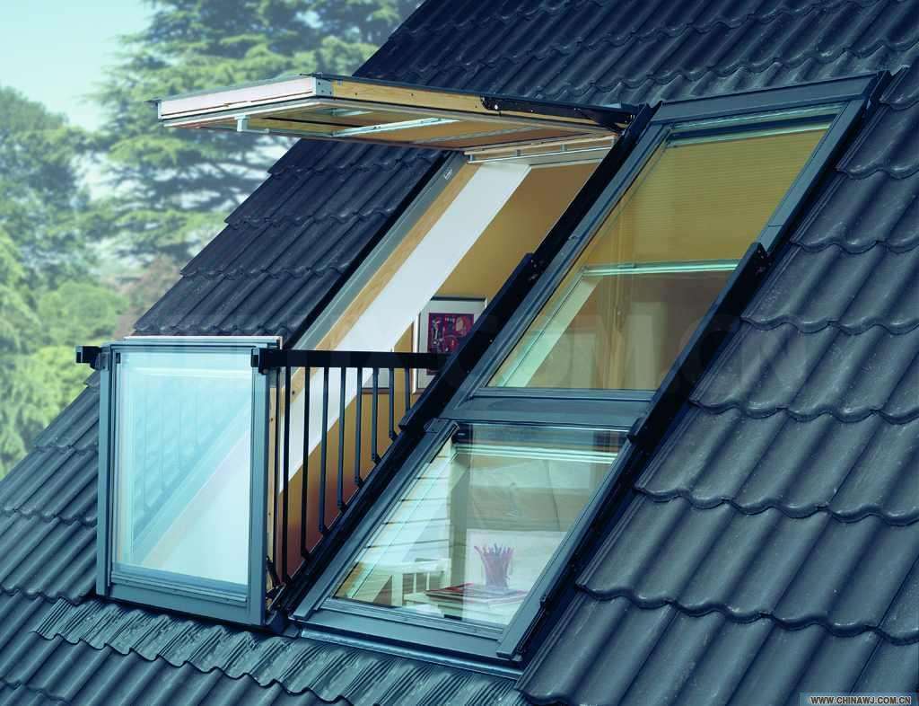 Aluminum UPVC Top Roof Glass Skylight Window