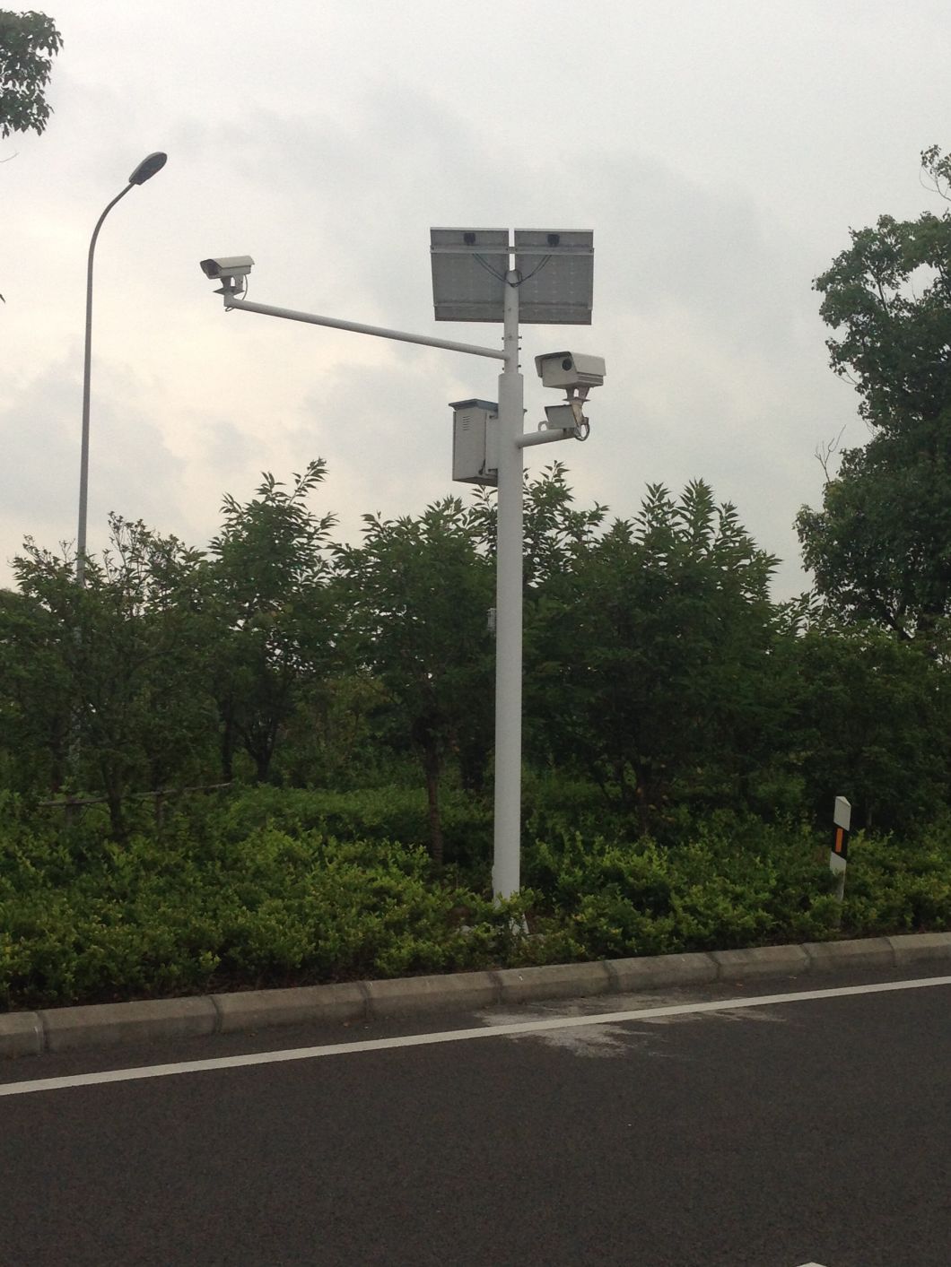 Radar Trafic Speed Detective PTZ Camera for Vehicle Speeding (SHJ-HT3000-D)