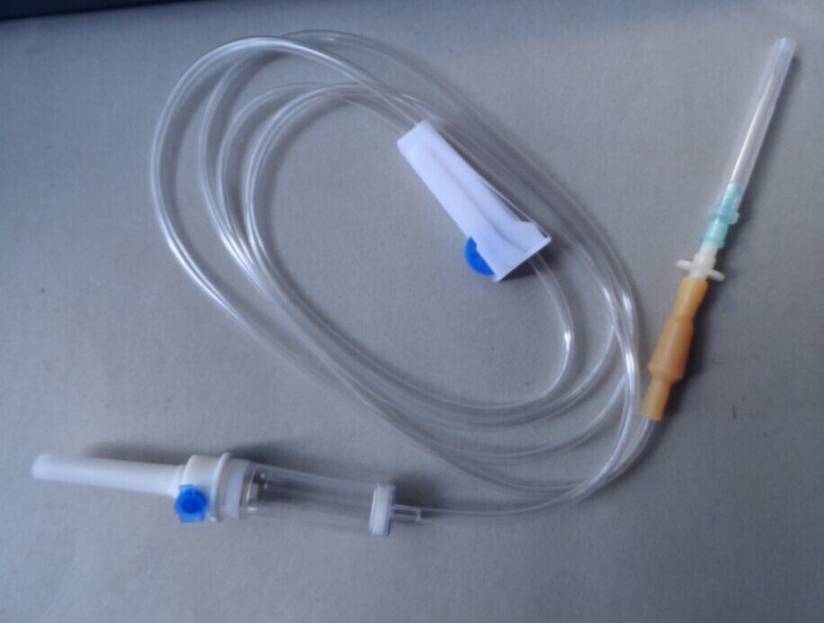 Disposable IV Giving Infusion Set with Needle