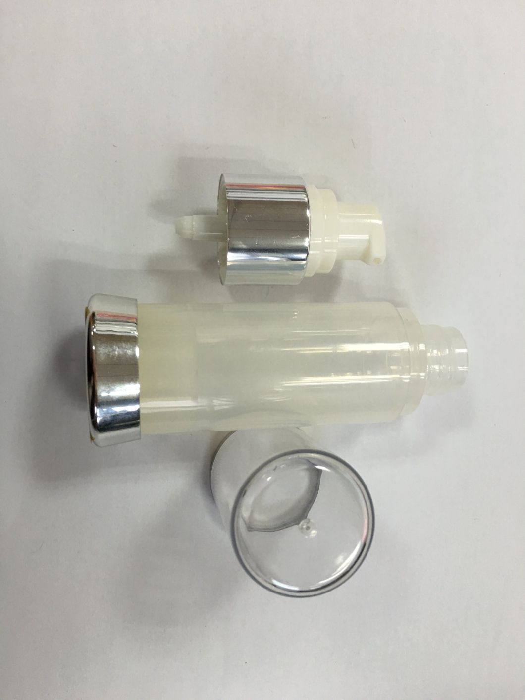 Round Plastic Airless Bottle with 50ml/30ml/15ml