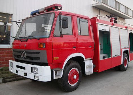 Dongfeng 4X2 Foam Fire Fighting Truck