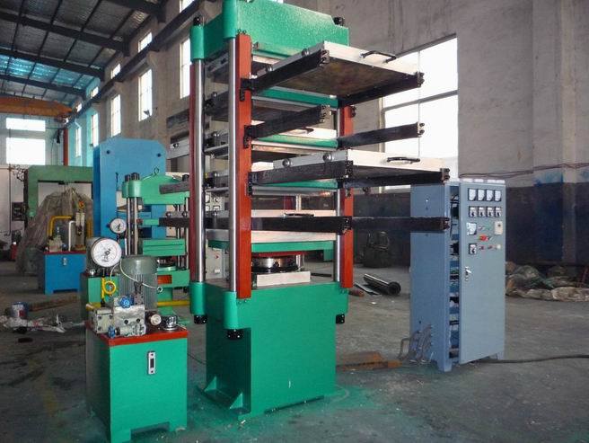 500*500mm Rubber Floor Tiles Making Machine