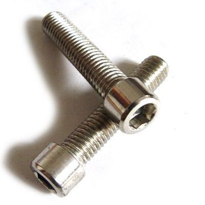 2016 Hexagonal Socket Head Bolt with Good Quality