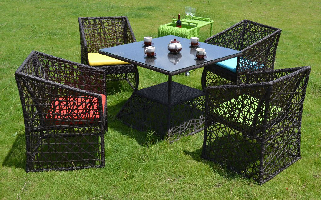 2018 New Design Rattan Wicker Outdoor Leisure Table Set Furniture