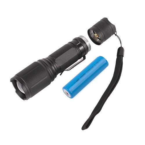 Zooming 1W LED Flashlight (11-2Y1801)